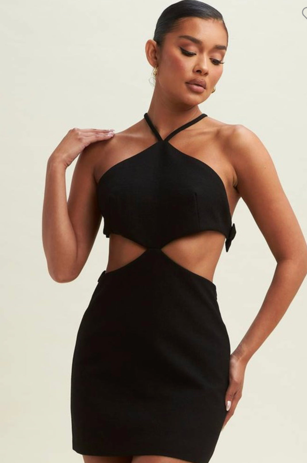 Bow Cut Out